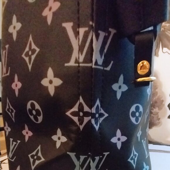 Inspire Disigner Fashion Black Tote with Purple Blue Accent - Picture 6 of 9